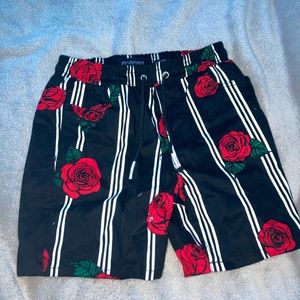 Shorts with roses
